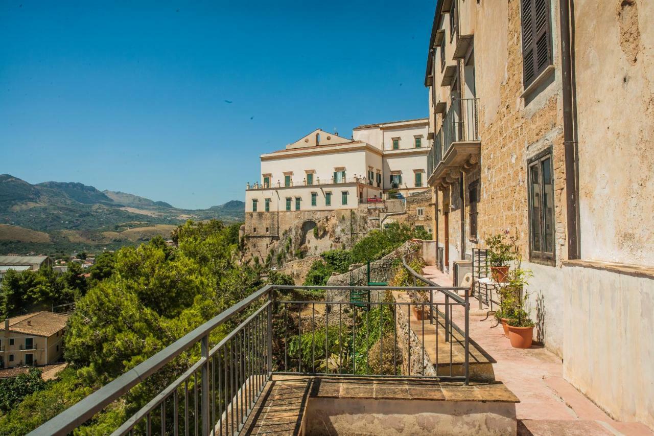 B&B Palazzo Cuto Монреале Экстерьер фото